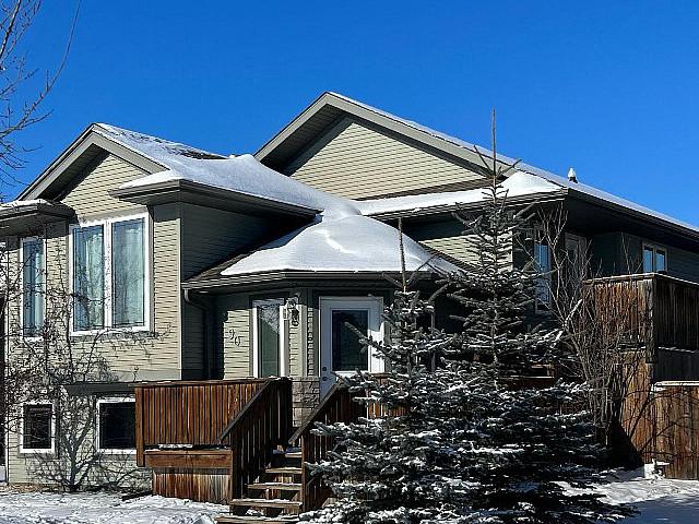 House for sale in Alberta