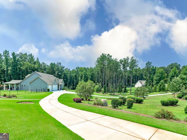 House for sale in Mansfield, Georgia