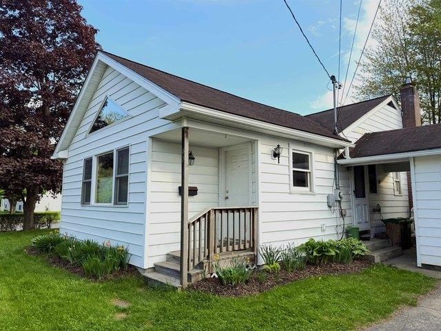 House for sale in Essex Junction, Vermont