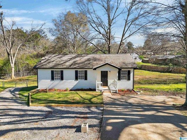 House for sale in Thorsby, Alabama