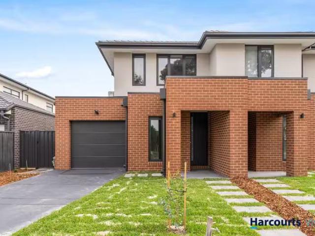 House for rent in Avondale Heights, Victoria