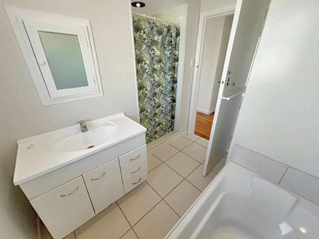 House for rent in Taranaki