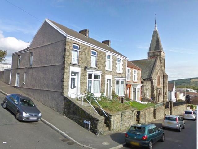 Apartment for rent in Cwmbwrla, Nangreaves