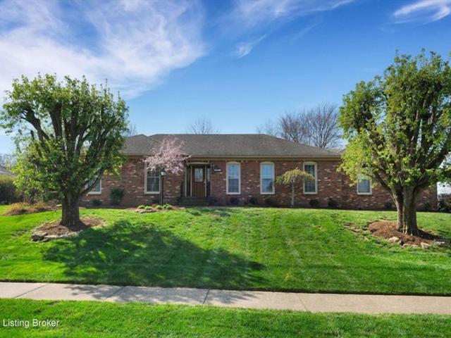 House for sale in Jeffersontown, Kentucky