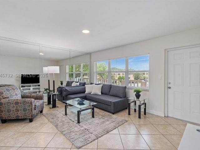 Condo for sale in Sunrise, Florida