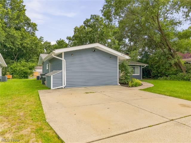 House for sale in Summit, Ohio