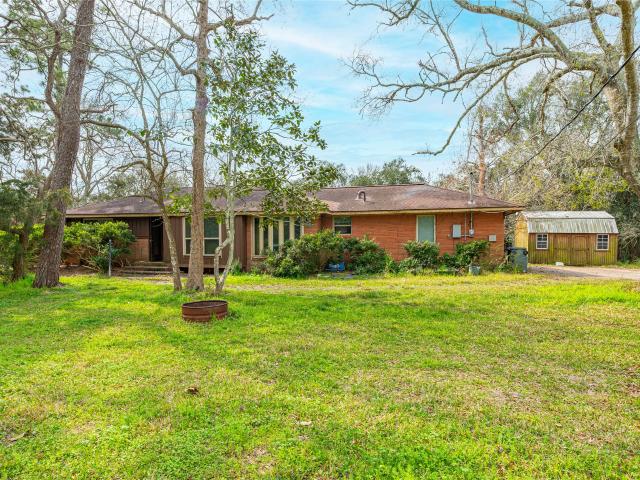 House for sale in Hitchcock, Texas
