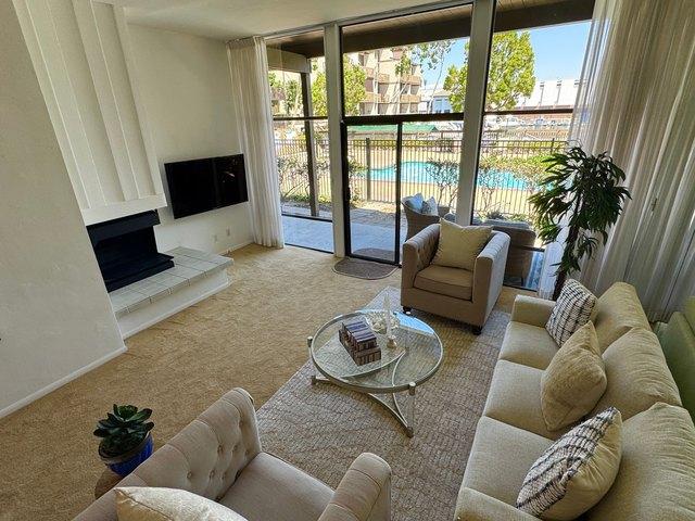 Condo for sale in Long Beach, California