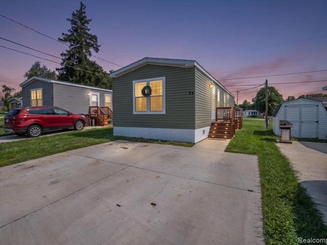 House for sale in Tecumseh, Lenawee County