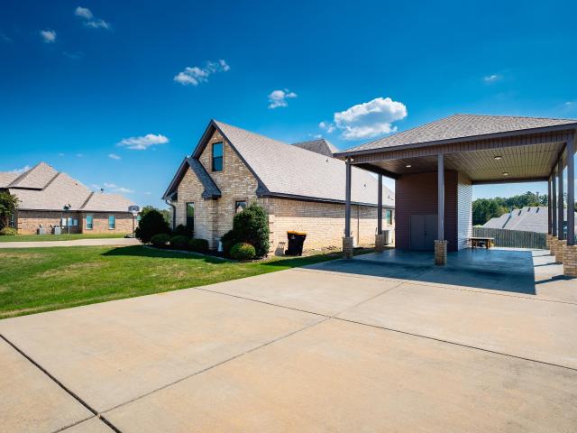 House for sale in Ark