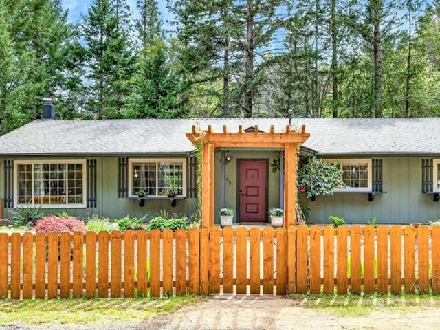 House for sale in Oregonia