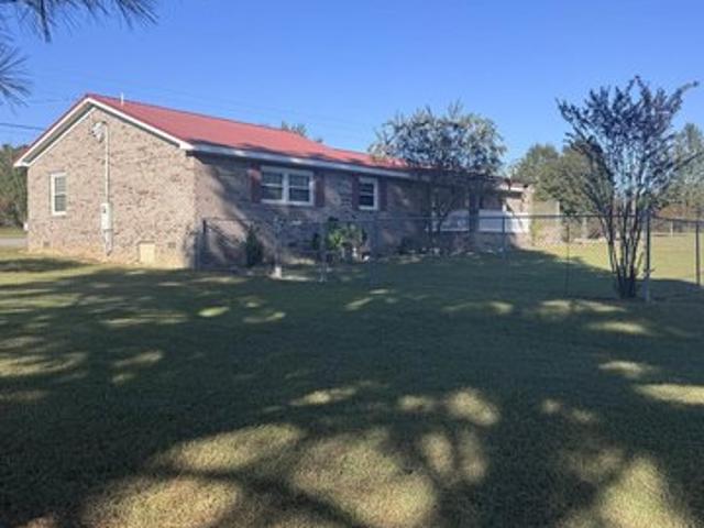 House for sale in Henagar, DeKalb County