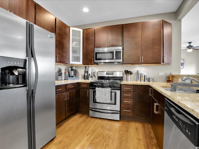 Condo for sale in Franklin Park, Illinois