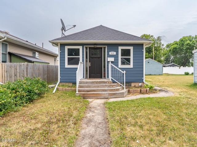 House for sale in East Grand Forks, Minnesota