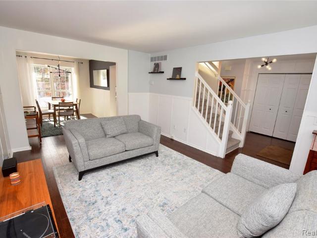 House for sale in Fenton, Michigan