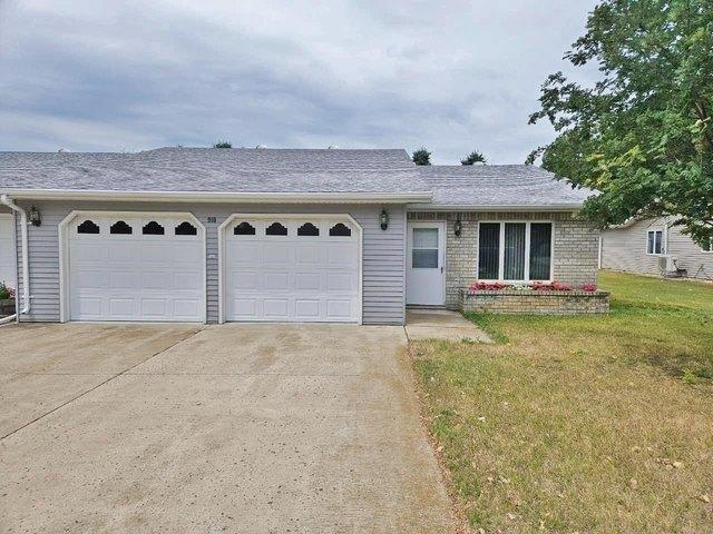 Townhouse for sale in Rugby, North Dakota