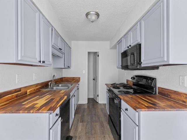 Condo for sale in Hoover, Alabama