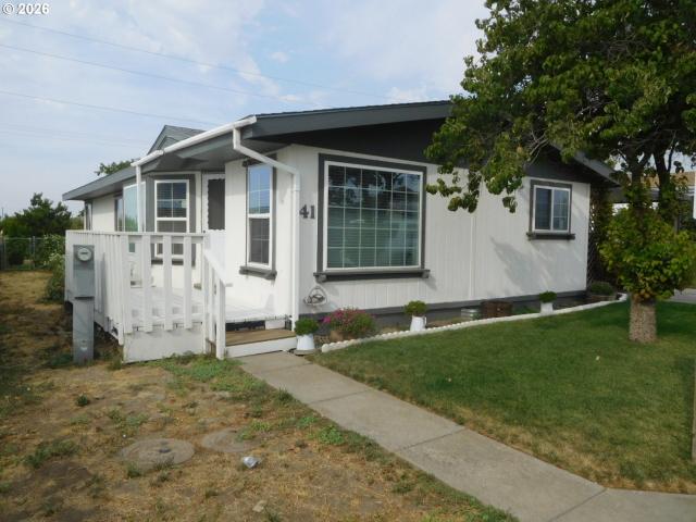 House for sale in Oregonia