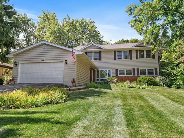 House for sale in Barrington, Illinois