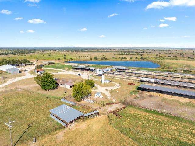 Commercial for sale in Hamilton, Texas