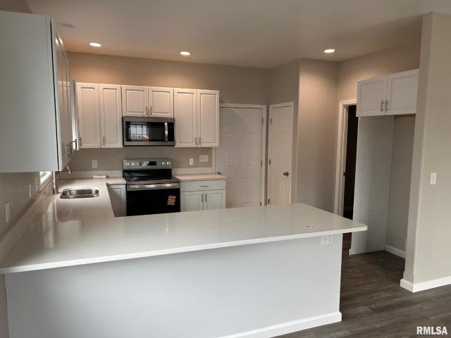 House for sale in Taylorville, Illinois