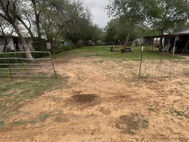 Land for sale in Jourdanton, Texas