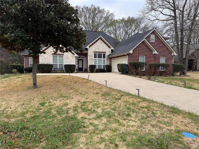 House for sale in Titus, Texas