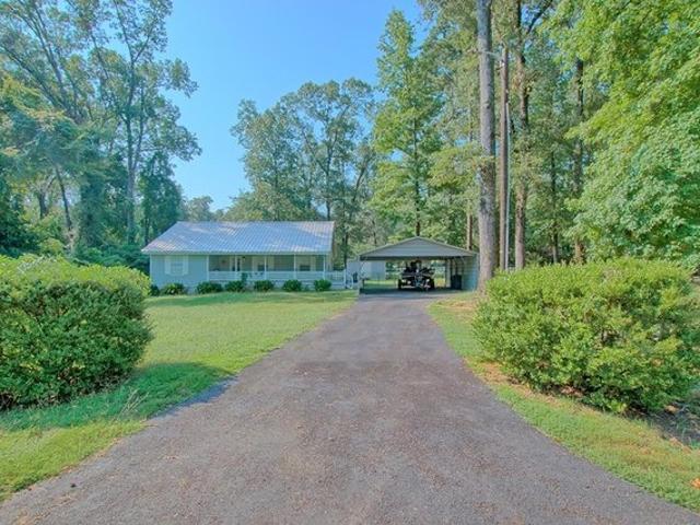 House for sale in Sabine, Texas