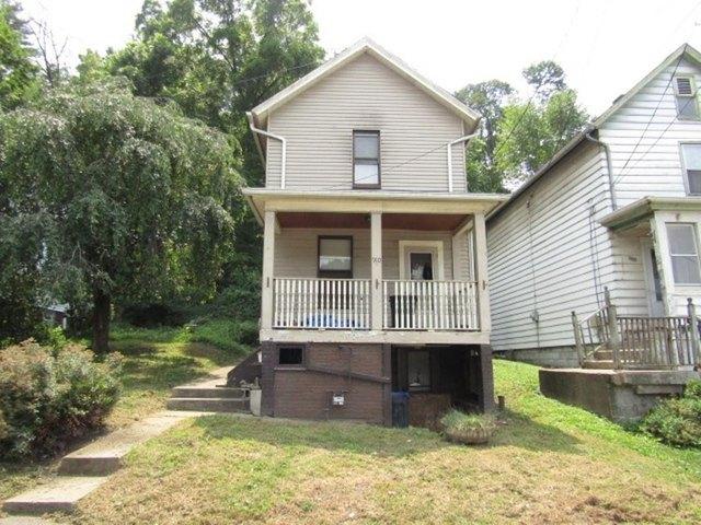 House for sale in Bridgeville, Pennsylvania