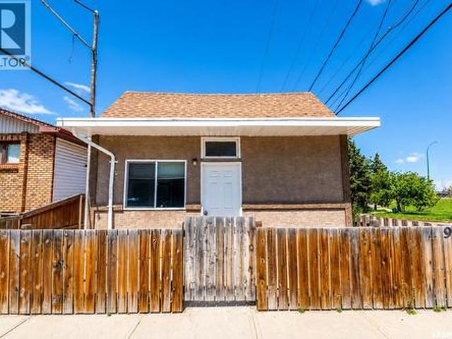 House for sale in Moose Jaw, Saskatchewan