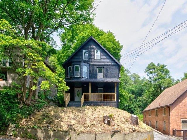 House for sale in Beaver, Pennsylvania