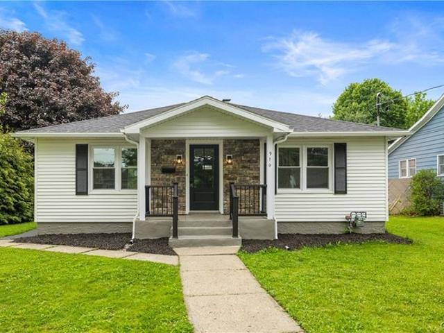 House for sale in Oneida, New York