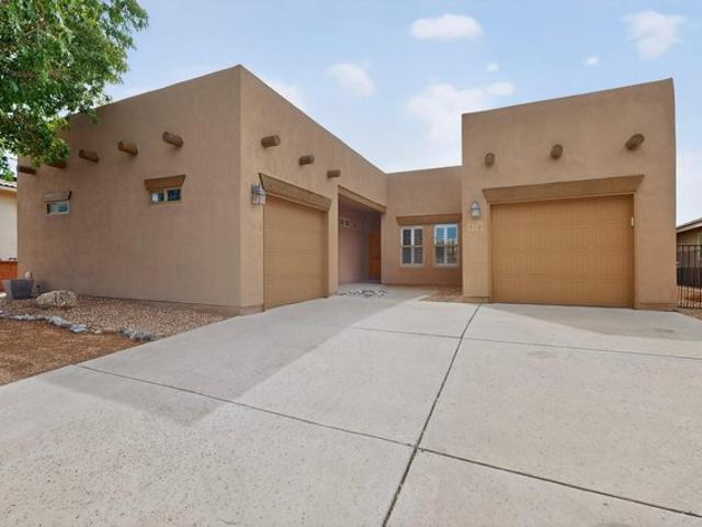 House for sale in Bernalillo, New Mexico