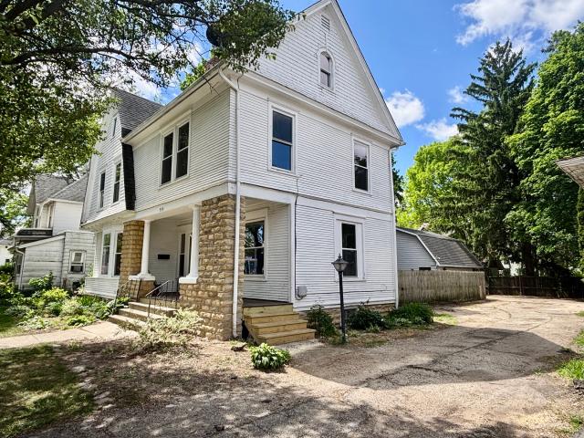 House for sale in Belvidere, Boone County