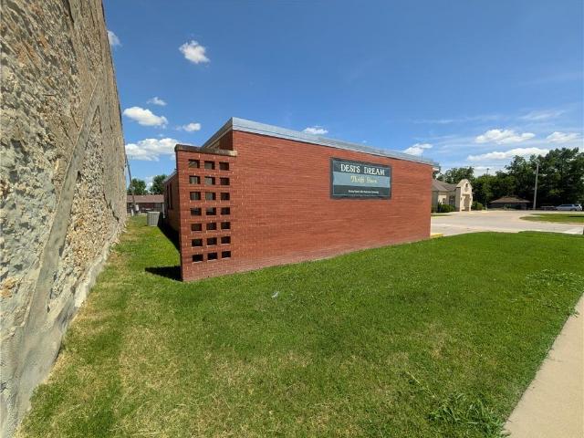 Commercial for sale in Humboldt