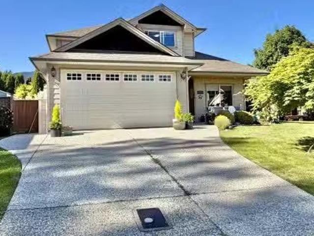 House for sale in Gibsons, British Columbia