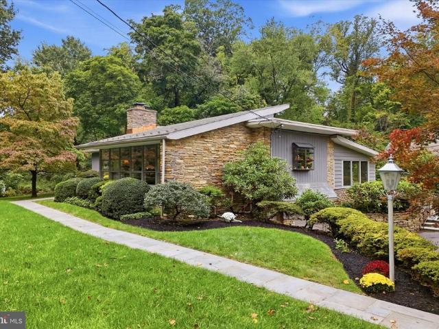 House for sale in Crosswicks, Abington Township