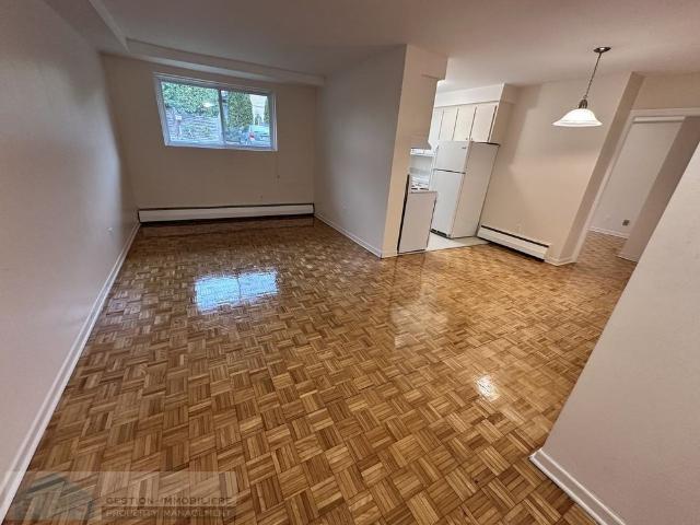 Apartment for rent in Dorval, Montréal (région administrative)