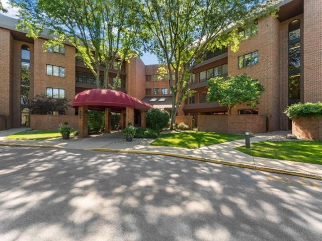 Condo for sale in Munster, Indiana