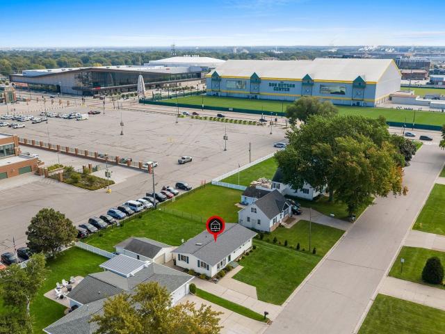 House for sale in Ashwaubenon, Brown County