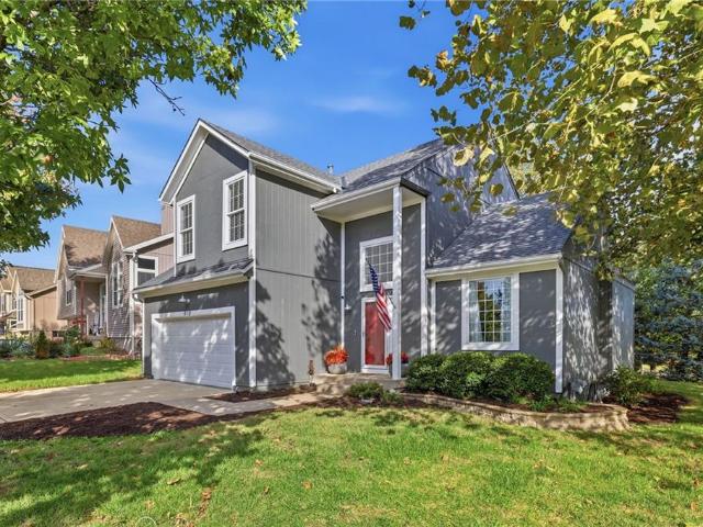 House for sale in Sheridan Place, Olathe