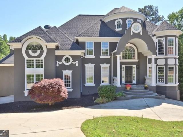 House for sale in Suwanee, Georgia