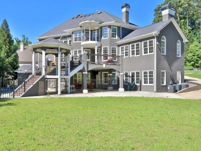 House for sale in Suwanee, Georgia