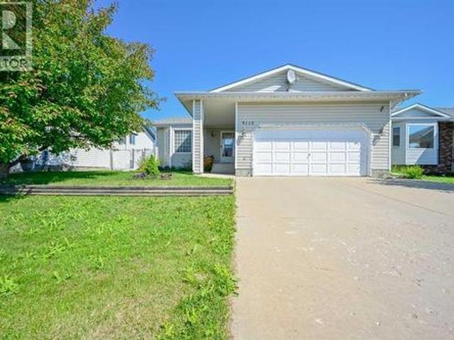House for sale in Grande Prairie, Alberta