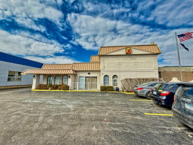 Commercial for sale in Morton Grove, Illinois