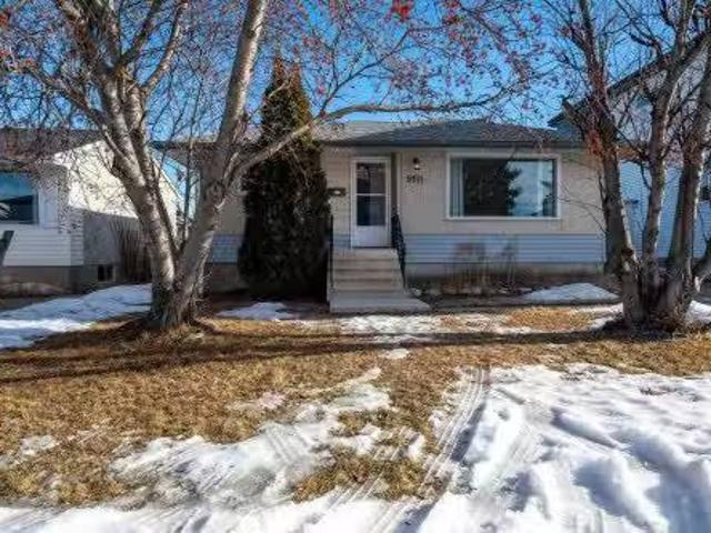 House for sale in Wedgewood, Alberta