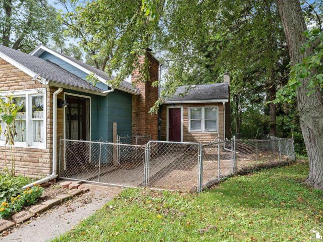 House for sale in Erie, Erie Township