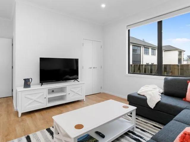 Townhouse for rent in Hamilton North, Hamilton City