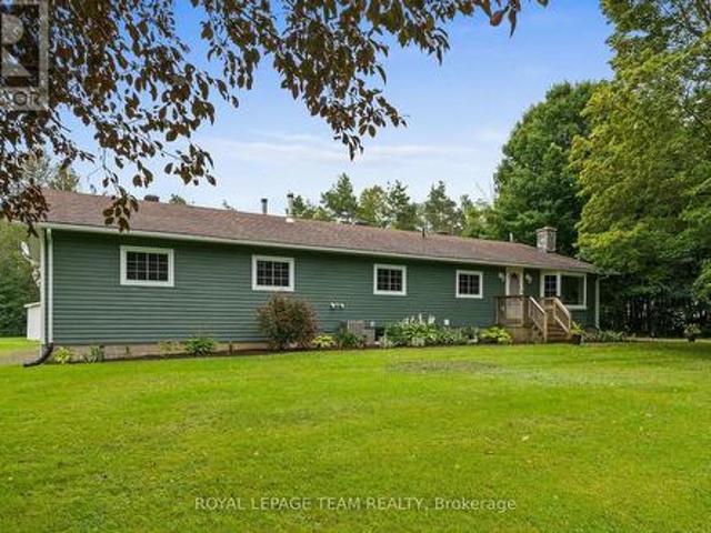 House for sale in Groveton, Edwardsburgh/Cardinal