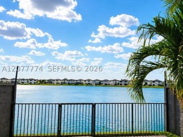 Townhouse for sale in Florida